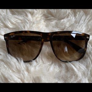 Rayban original sunglasses RB4147